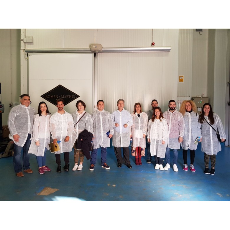 Alumnado de la UMA visita las instalaciones de Román y Martos